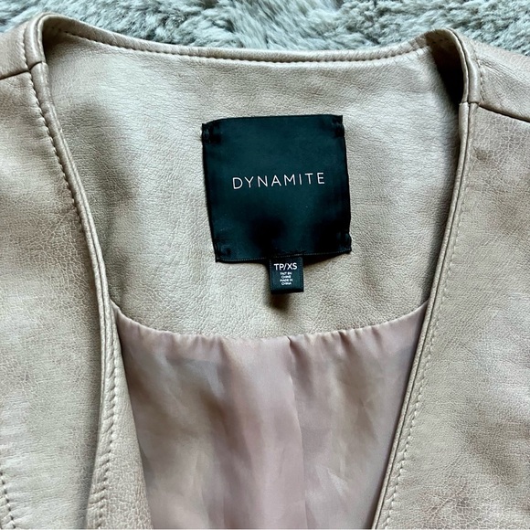 Dynamite soft creamy pink faux leather blazer jacket XS small - Picture 3 of 5